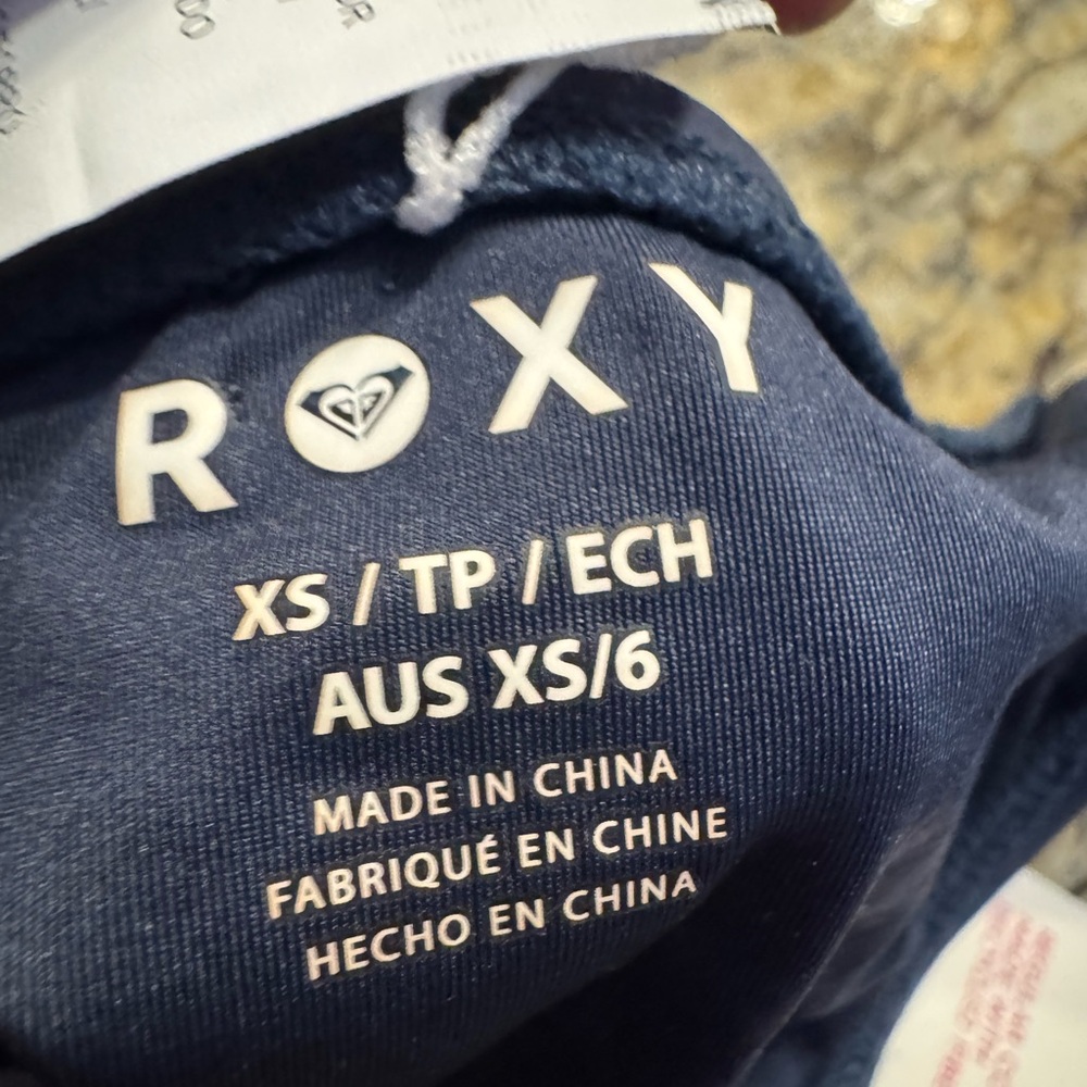 Women's Roxy SD  XS Navy Swim Bottom NWT - Picture 3 of 6